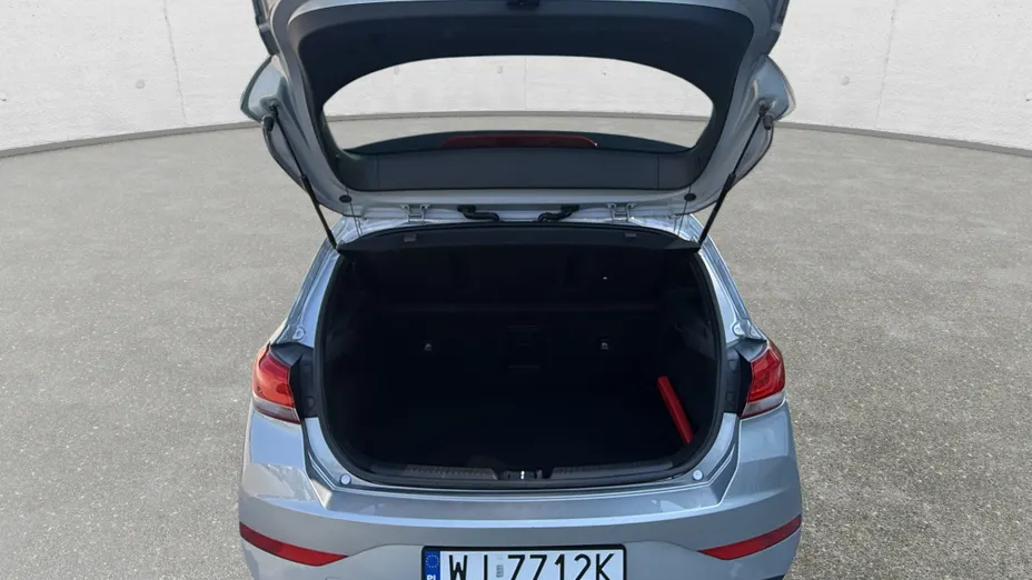 HYUNDAI i30 i30 1.5 DPI Smart