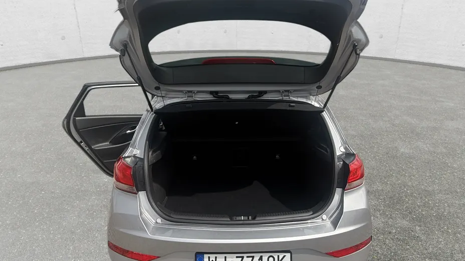 HYUNDAI i30 i30 1.5 DPI Smart