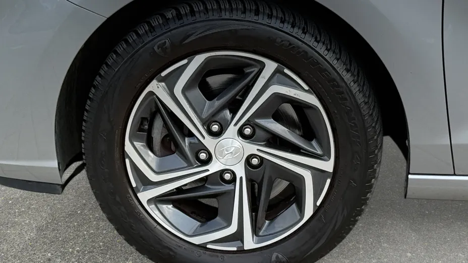HYUNDAI i30 i30 1.5 DPI Smart