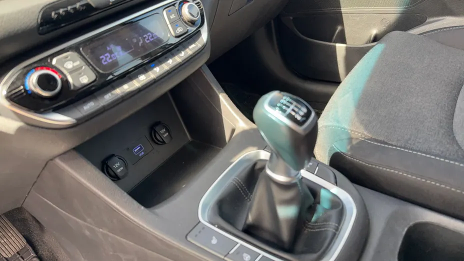 HYUNDAI i30 i30 1.5 DPI Smart