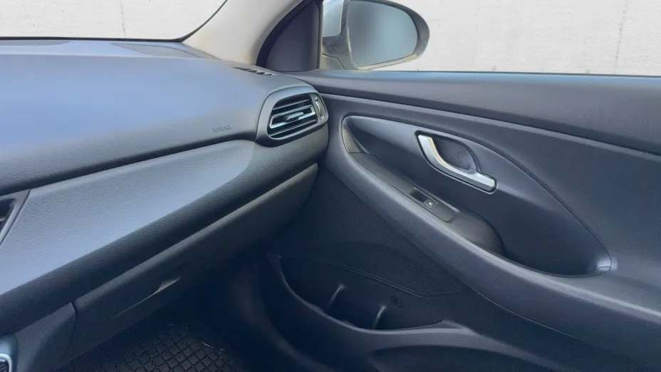 HYUNDAI i30 i30 1.5 DPI Smart