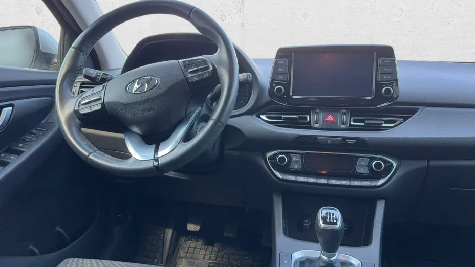 HYUNDAI i30 i30 1.5 DPI Smart