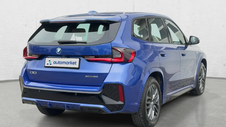 BMW iX1 iX1 xDrive30 66.5kWh M Sport