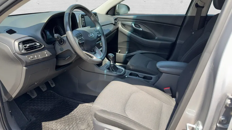 HYUNDAI i30 i30 1.5 DPI Smart