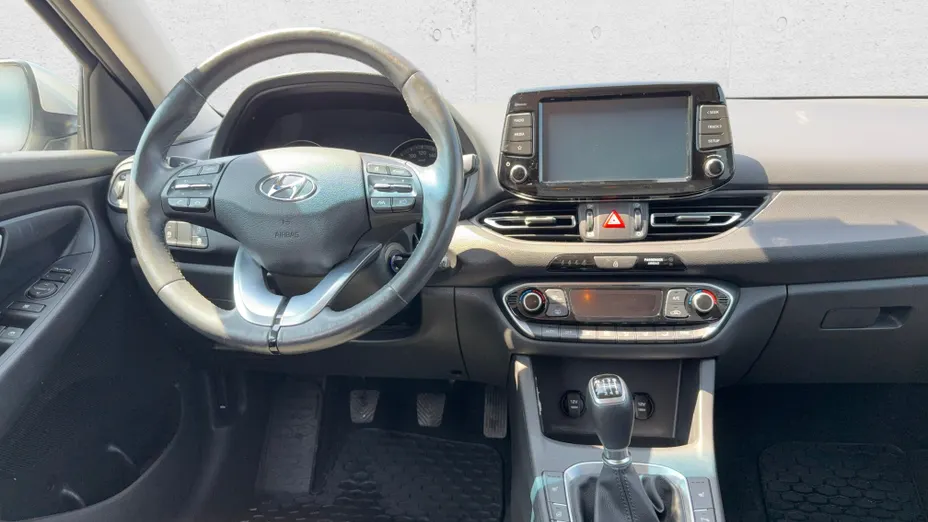 HYUNDAI i30 i30 1.5 DPI Smart