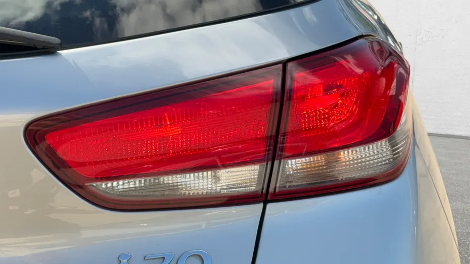 HYUNDAI i30 i30 1.5 DPI Smart