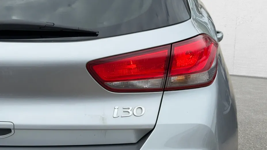 HYUNDAI i30 i30 1.5 DPI Smart