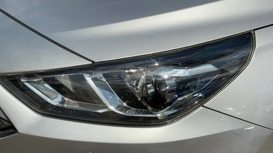 HYUNDAI i30 i30 1.5 DPI Smart