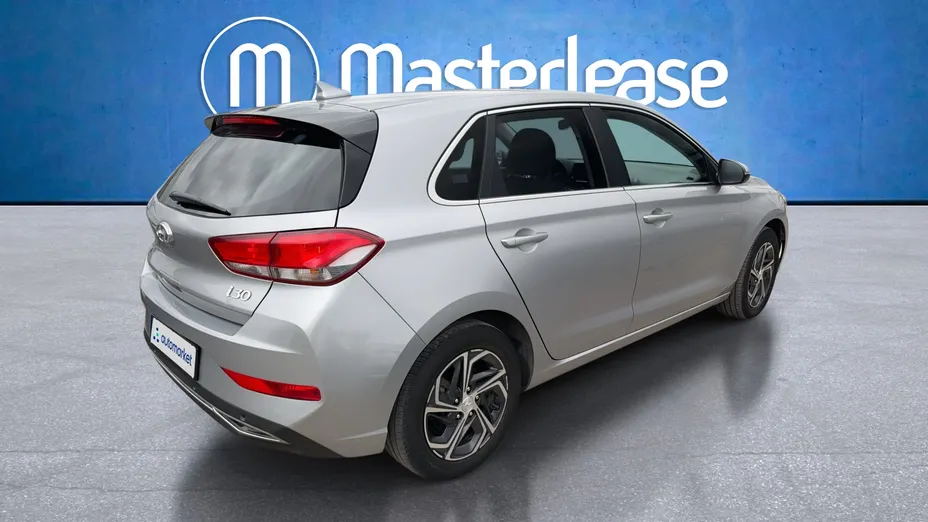 HYUNDAI i30 i30 1.5 DPI Smart