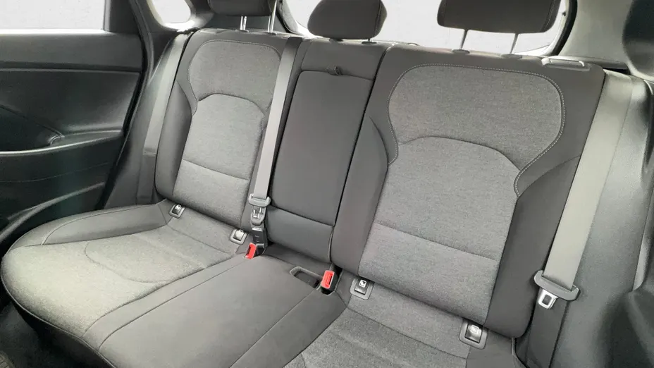 HYUNDAI i30 i30 1.5 DPI Smart