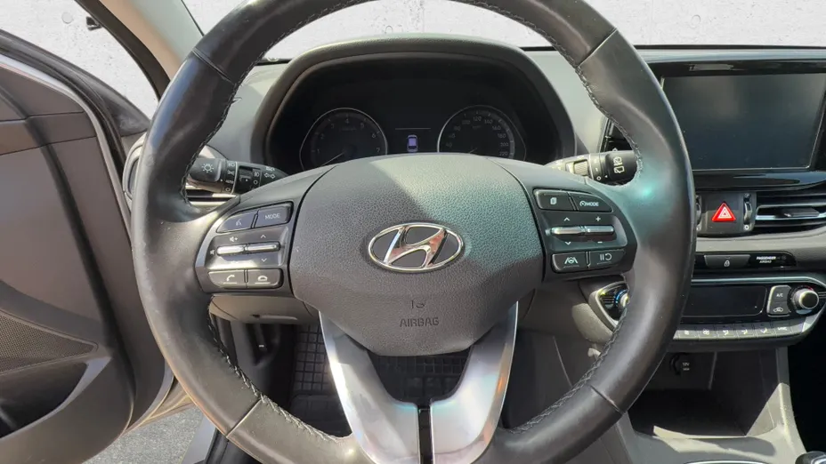 HYUNDAI i30 i30 1.5 DPI Smart