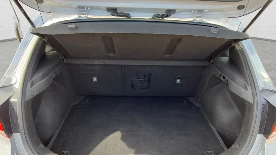 HYUNDAI i30 i30 1.5 DPI Smart