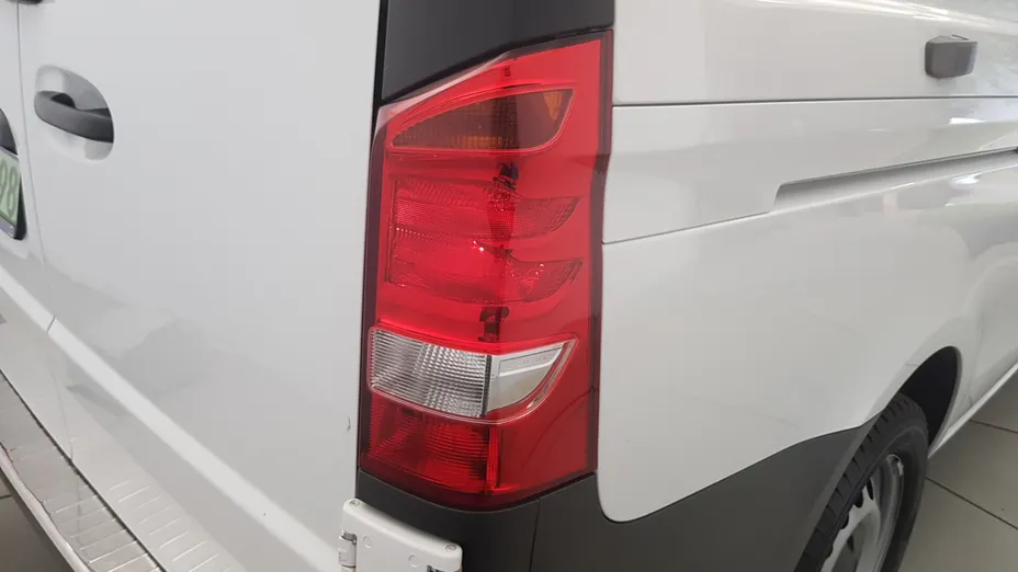 MERCEDES-BENZ Vito eVito 111 L2 447.603