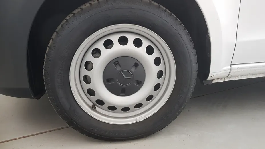 MERCEDES-BENZ Vito eVito 111 L2 447.603