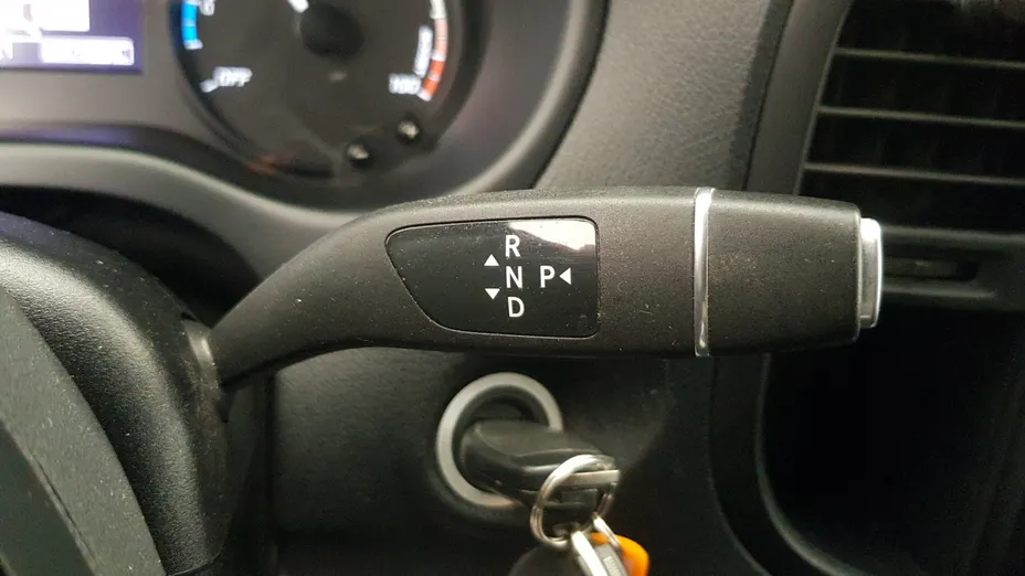 MERCEDES-BENZ Vito eVito 111 L2 447.603