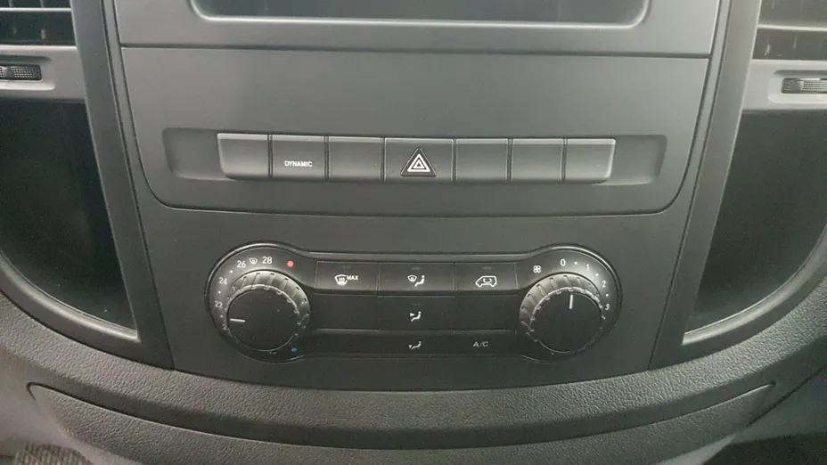 MERCEDES-BENZ Vito eVito 111 L2 447.603