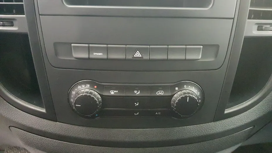 MERCEDES-BENZ Vito eVito 111 L2 447.603