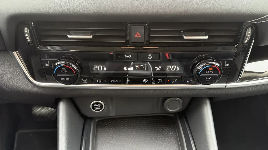 NISSAN Qashqai Qashqai 1.3 DIG-T mHEV N-Connecta Xtronic