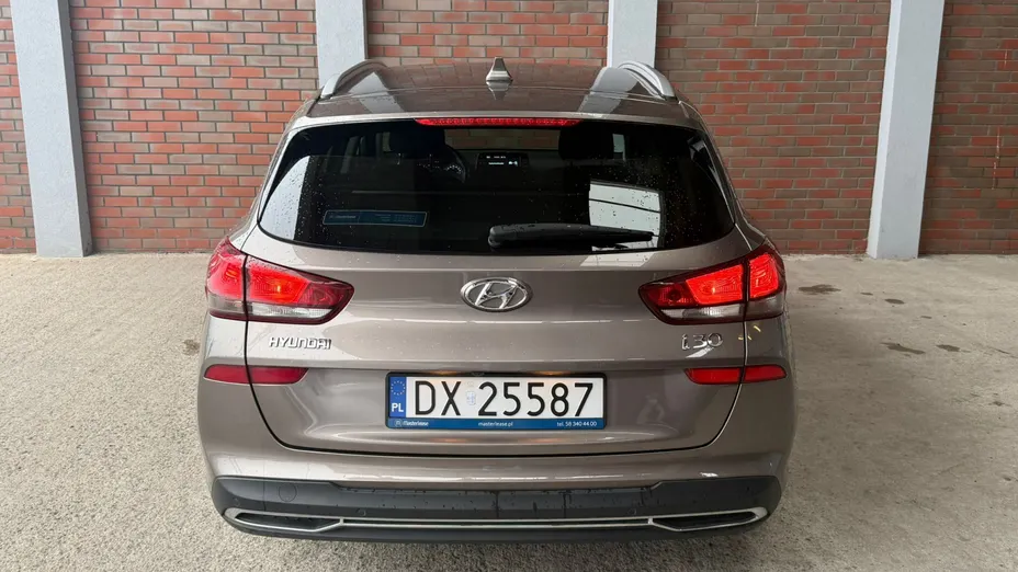 HYUNDAI i30 i30 1.5 T-GDI 48V Comfort DCT