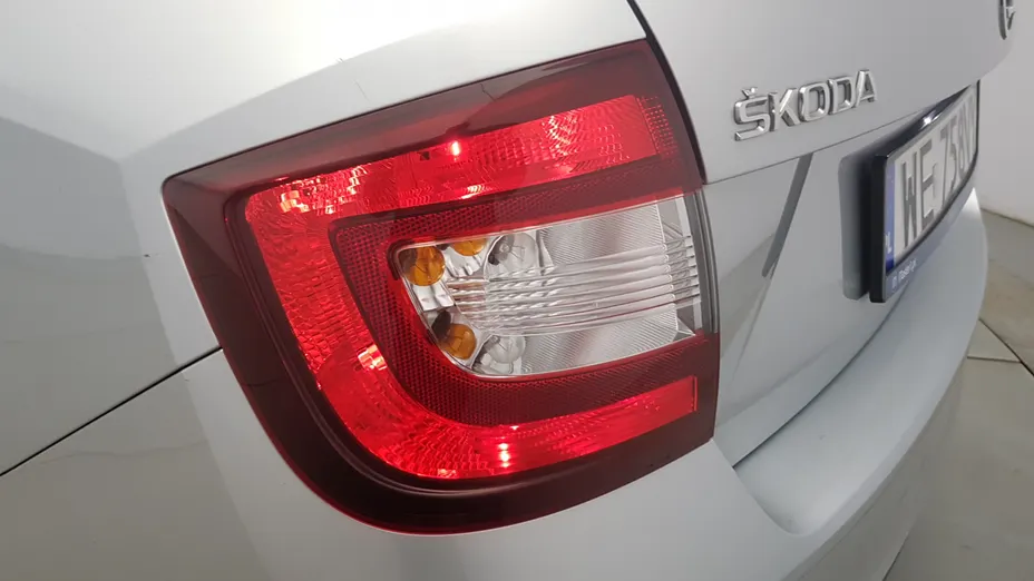 SKODA Rapid Rapid 1.0 TSI Ambition