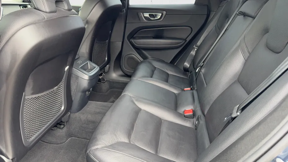 VOLVO XC60 XC60 B4 D AWD Plus Bright aut