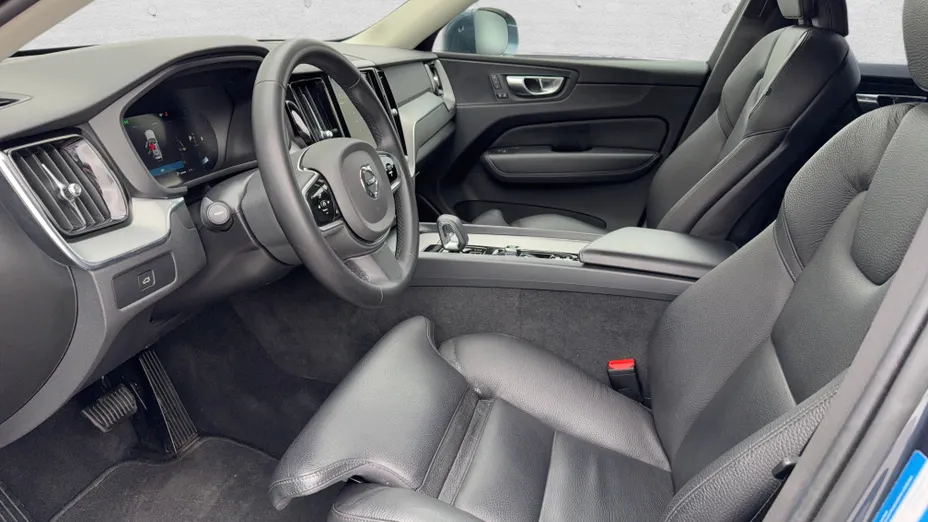 VOLVO XC60 XC60 B4 D AWD Plus Bright aut