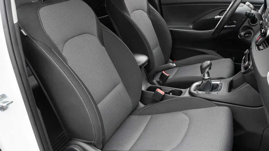 HYUNDAI i30 i30 1.0 T-GDI Modern