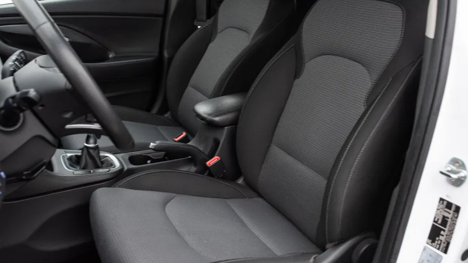 HYUNDAI i30 i30 1.0 T-GDI Modern
