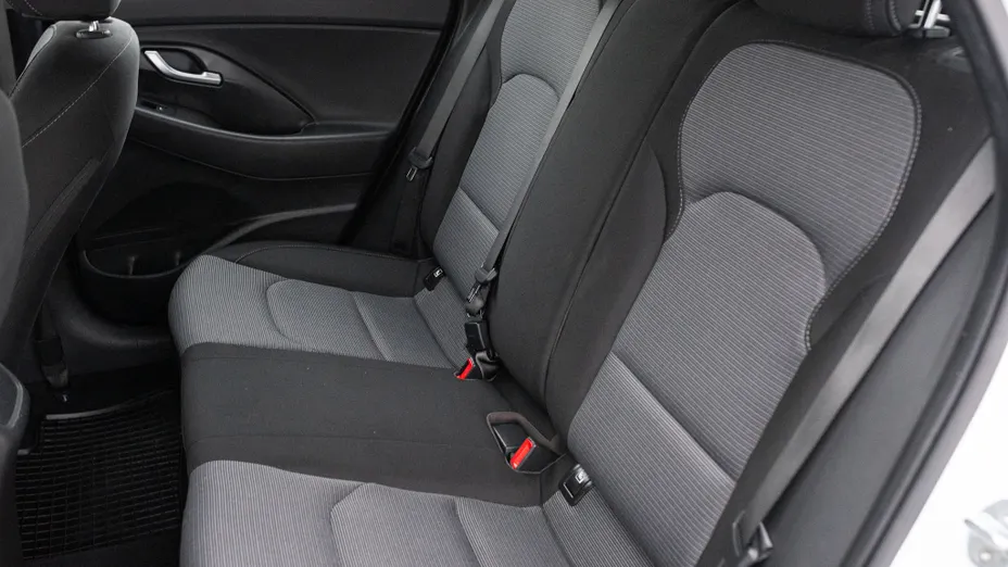 HYUNDAI i30 i30 1.0 T-GDI Modern