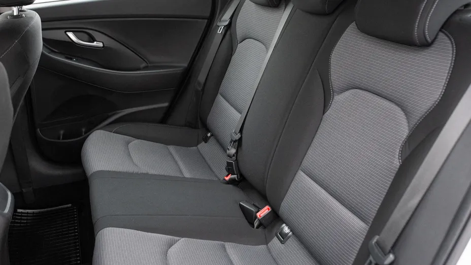 HYUNDAI i30 i30 1.0 T-GDI Modern