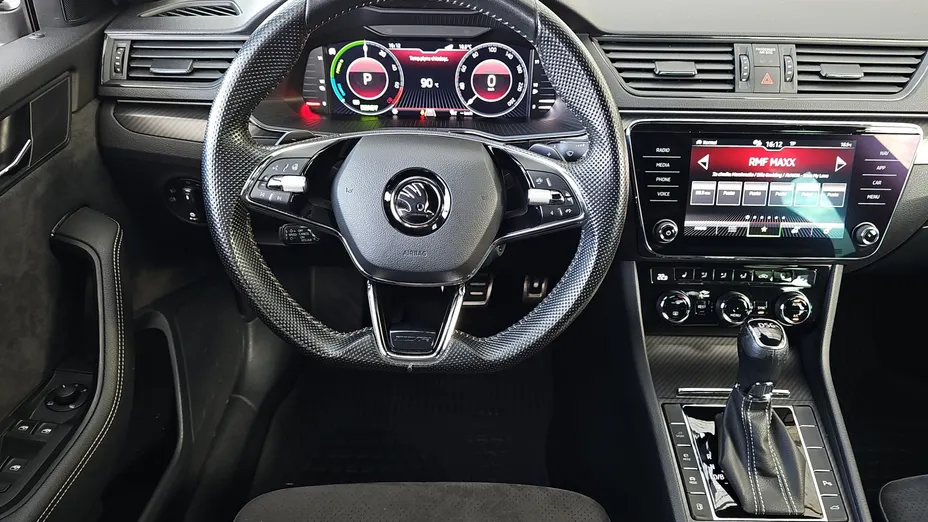 SKODA Superb Superb 1.4 TSI Plug-In Hybrid Sportline DSG