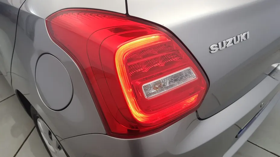 SUZUKI Swift Swift 1.2 Dualjet SHVS Premium