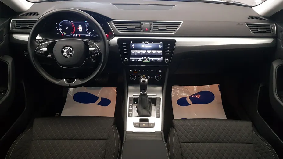 SKODA Superb Superb 2.0 TDI SCR Ambition DSG