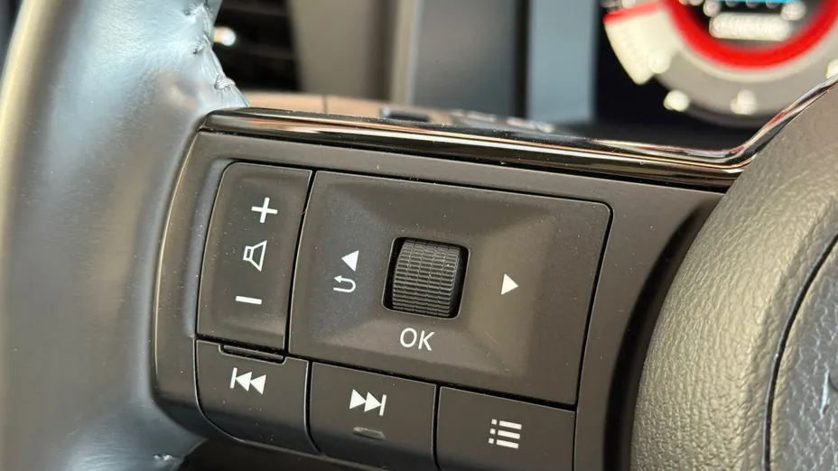 NISSAN Qashqai Qashqai 1.3 DIG-T mHEV Premiere Edition