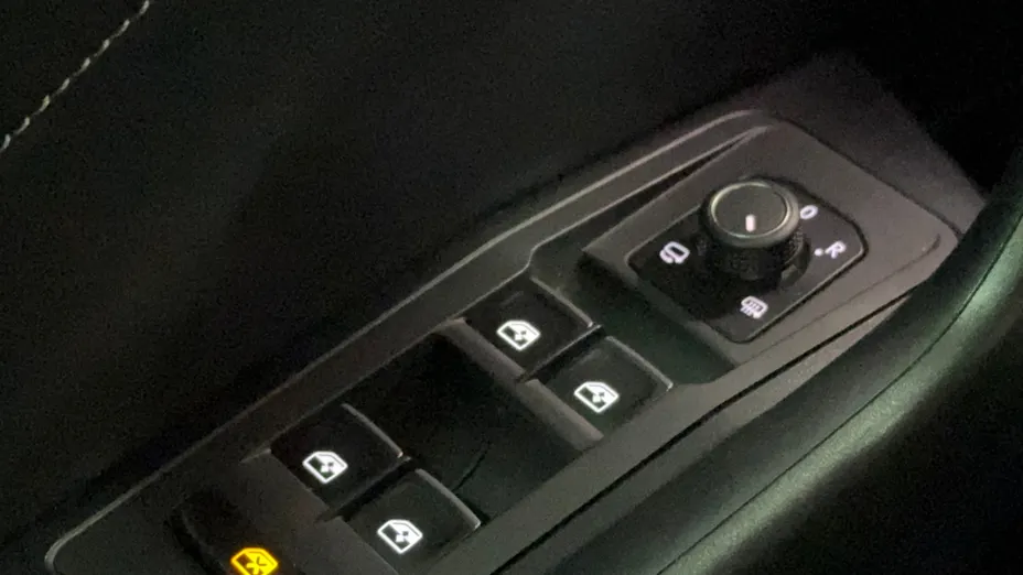 VOLKSWAGEN T-ROC T-ROC 1.5 TSI R-Line DSG