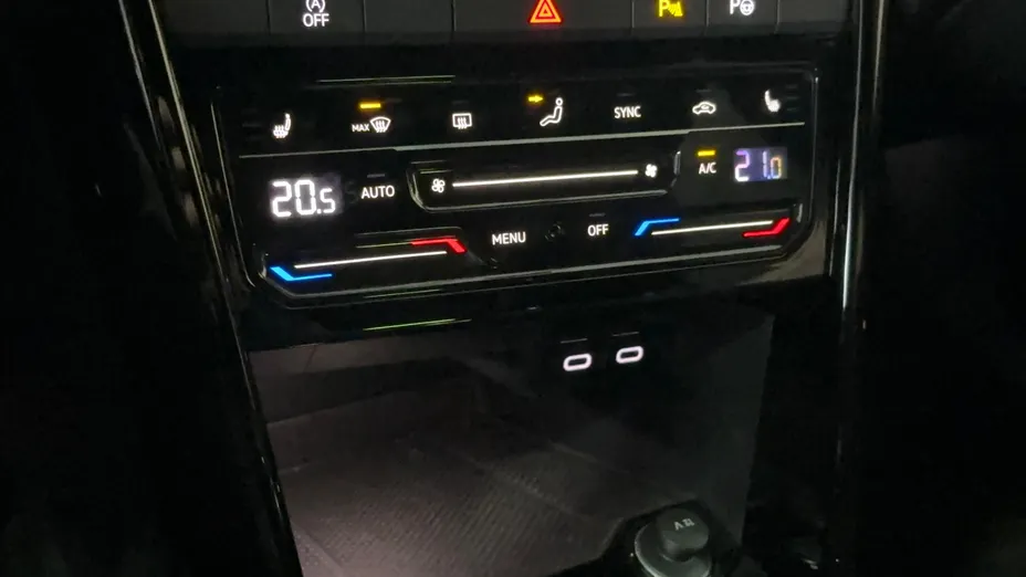 VOLKSWAGEN T-ROC T-ROC 1.5 TSI R-Line DSG