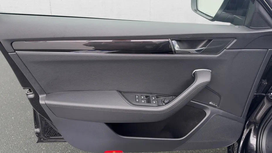 SKODA Superb Superb 2.0 TSI 4x4 L&K DSG