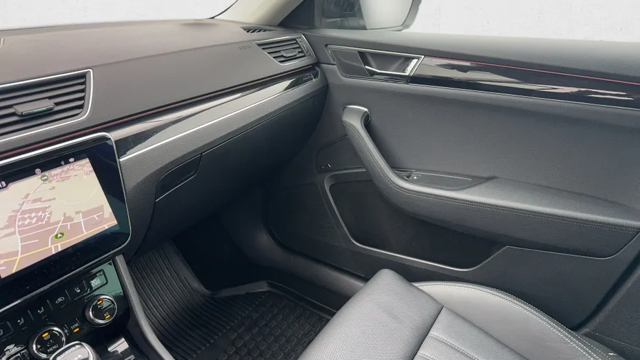 SKODA Superb Superb 2.0 TSI 4x4 L&K DSG