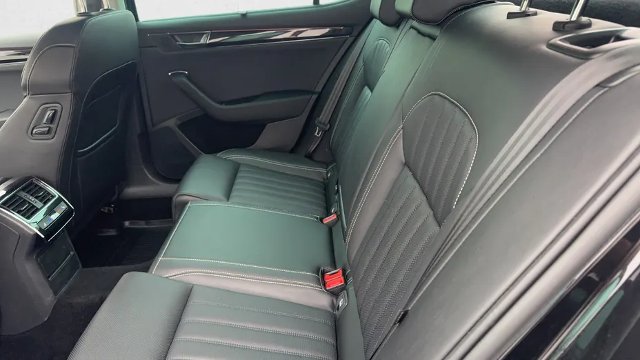 SKODA Superb Superb 2.0 TSI 4x4 L&K DSG
