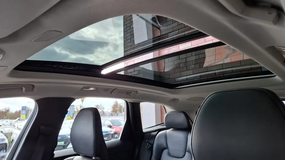 VOLVO XC60 XC60 B4 D Plus Bright aut