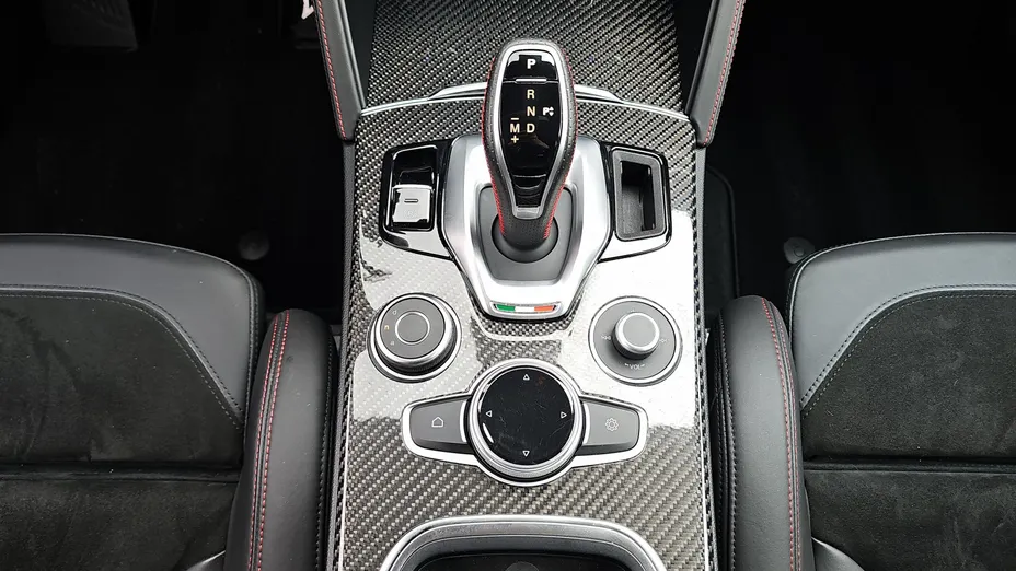 ALFA ROMEO Stelvio Stelvio 2.0 Turbo Estrema Q4 aut