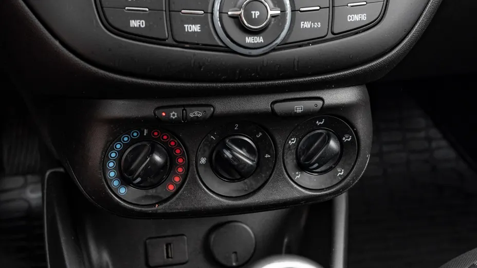 OPEL Corsa Corsa 1.4 LPG Enjoy