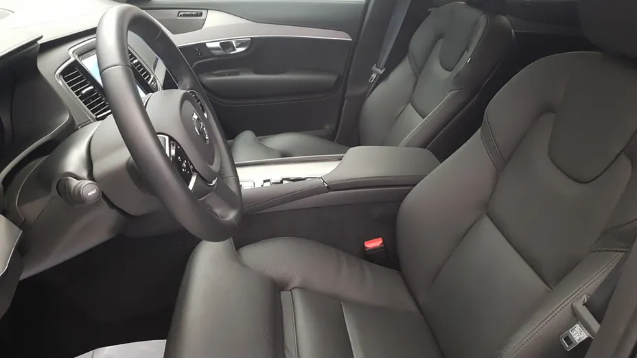 VOLVO XC90 XC90 B5 B AWD Plus Bright 7os aut