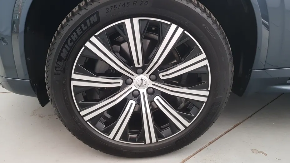 VOLVO XC90 XC90 B5 B AWD Plus Bright 7os aut