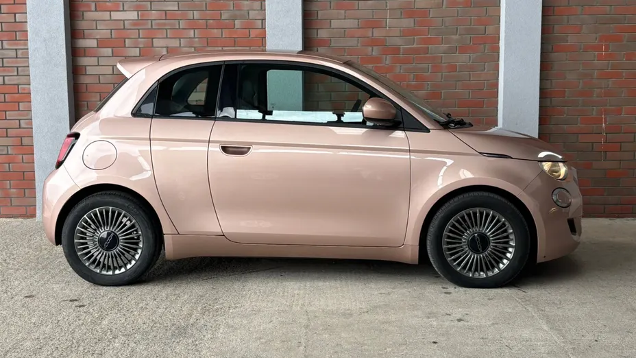 FIAT 500 500 3+1 42 kWh Icon