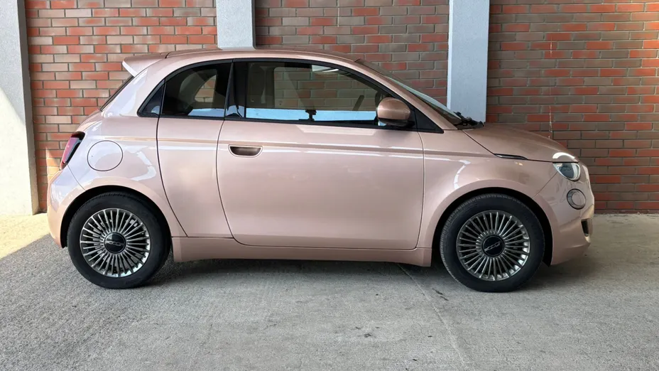 FIAT 500 500 3+1 42 kWh Icon