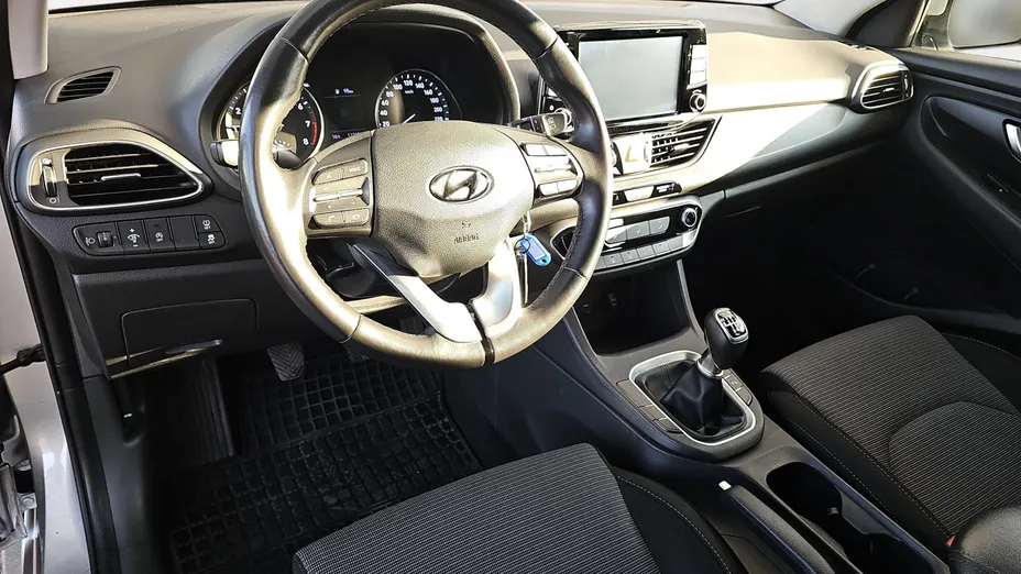 HYUNDAI i30 i30 1.0 T-GDI Modern