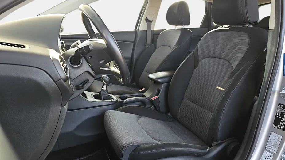 HYUNDAI i30 i30 1.0 T-GDI Modern