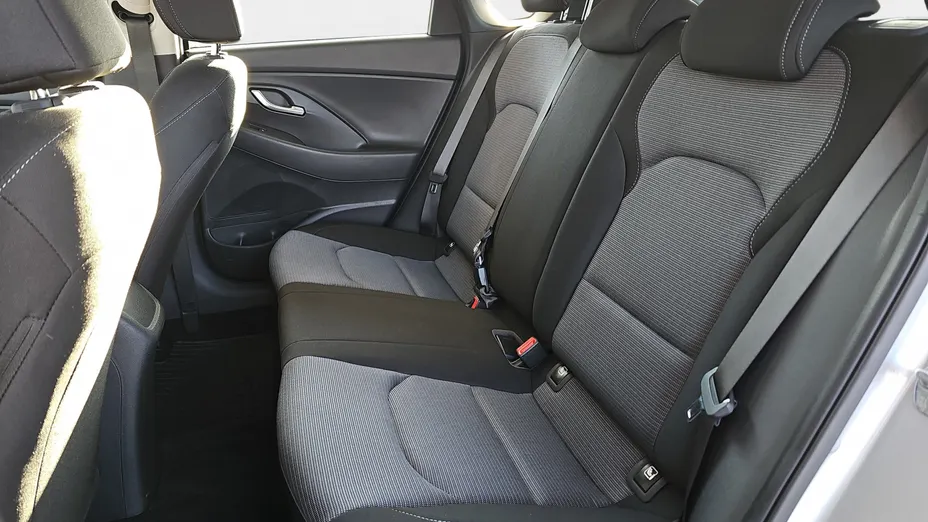 HYUNDAI i30 i30 1.0 T-GDI Modern