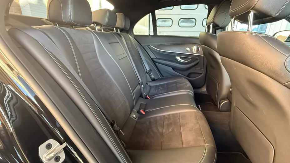 MERCEDES-BENZ E Klasa E 300 de AMG